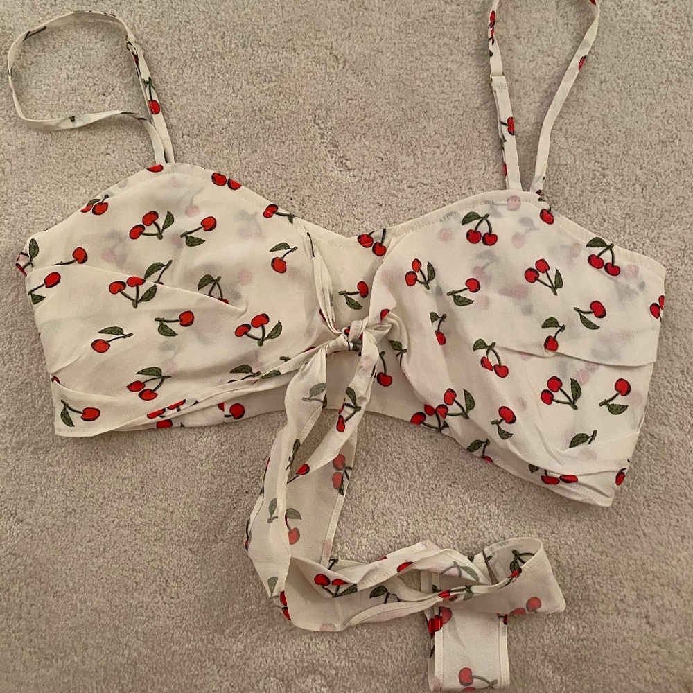 For love & lemons crop top